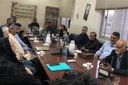 ادبیات جهان در بن‌بست است