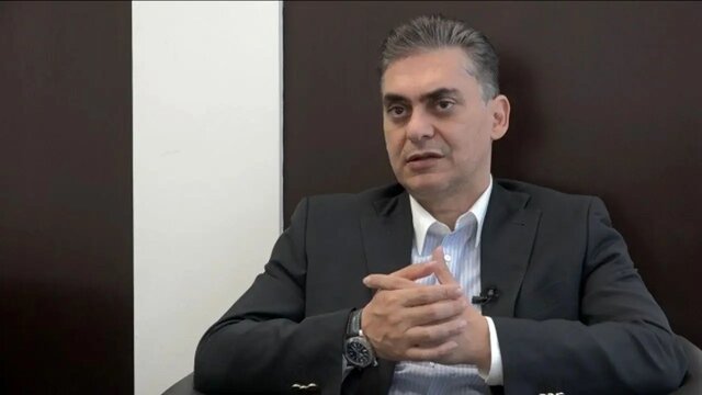 نسخه لاهوتی؛ اقتصاد در دو راهی رانت و آزادسازی
