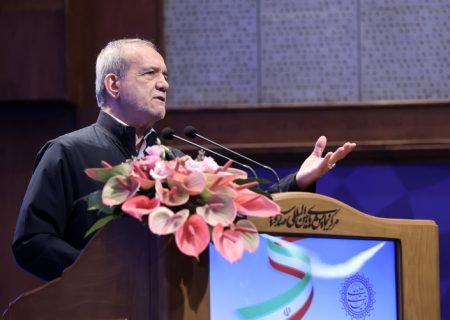 پزشکیان: دستگاه دیپلماسی هرگز از حقوق ملت ایران کوتاه نخواهد آمد