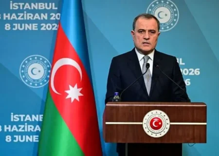 وزیر خارجه آذربایجان وارد کی‌یف شد