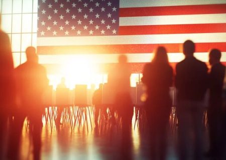 تا پیش از انتخابات میان‌دوره‌ای آمریکا، با هر ریزشی سهام بخرید!