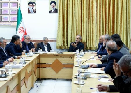 بهره‌برداری پنل‌های خورشیدی ۱۲۰۰ مدرسه در پایتخت