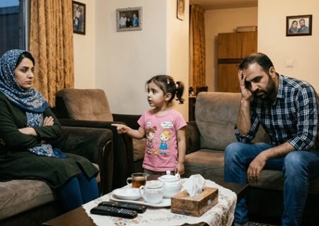کودک، پستچی دعواهای ما نیست!