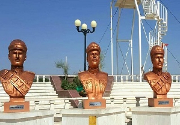 ایستادگی سه مرد در مرز جلفا برای ایران