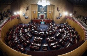 هر اقدامی برای استیفای حقوق ملت باید در چارچوب تدابیر رهبر انقلاب باشد