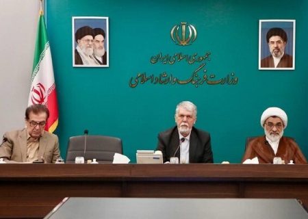 صالحی: مدرسه میناب پرچم مظلومیت ایران است