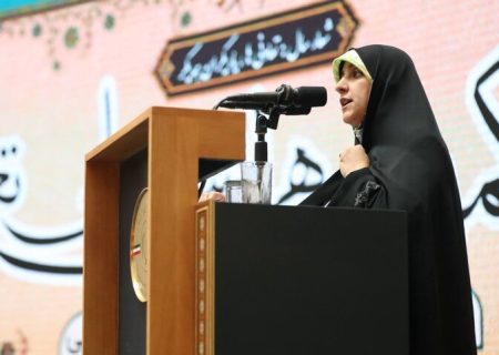 مسئولیت تربیت تنها بر عهده مدرسه نیست