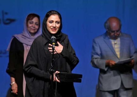 مونا فرجاد مجری اختتامیه جشنواره نمایش عروسکی تهران-مبارک شد