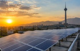 واگذاری ۶۰ هزار هکتار زمین برای تولید برق خورشیدی