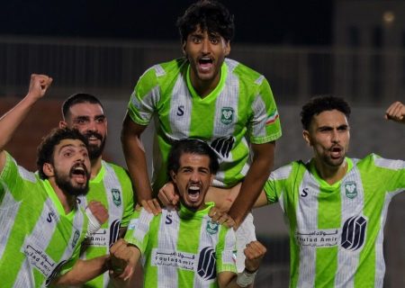 زنگ خطر برای خط دفاع پرسپولیس در خرم‌آباد