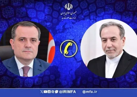 تماس تلفنی وزیر امور خارجه جمهوری آذربایجان با وزیر امور خارجه کشورمان